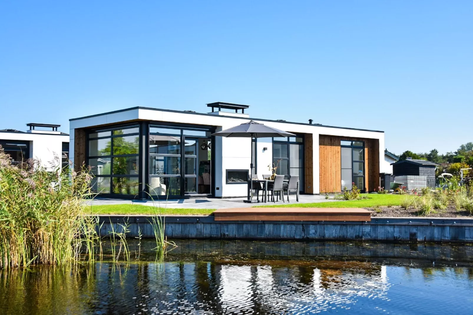 MarinaPark Nieuw Loosdrecht 2-Buitenkant zomer