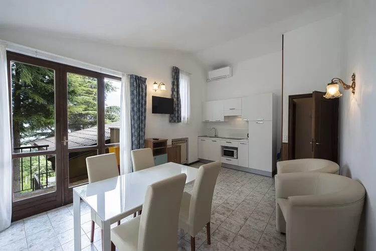 Residence Oasi, Limone sul Garda-bilo-Woonkamer