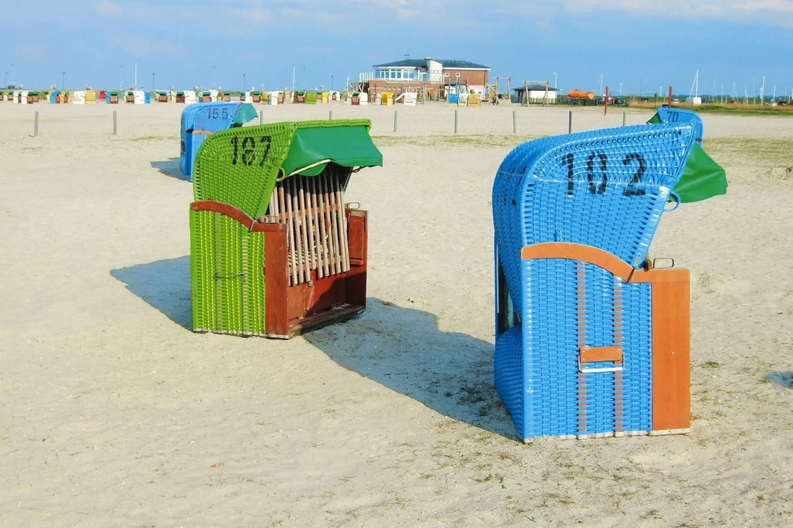 Ferienhaus Neßmersiel-Gebieden zomer 5km