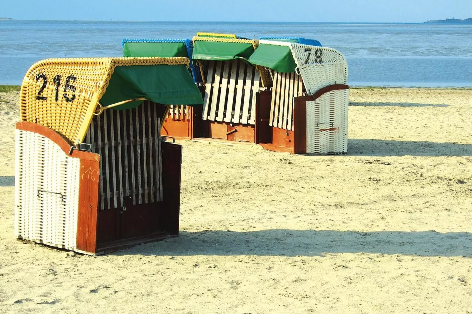 Ferienhaus Neßmersiel-Gebieden zomer 5km