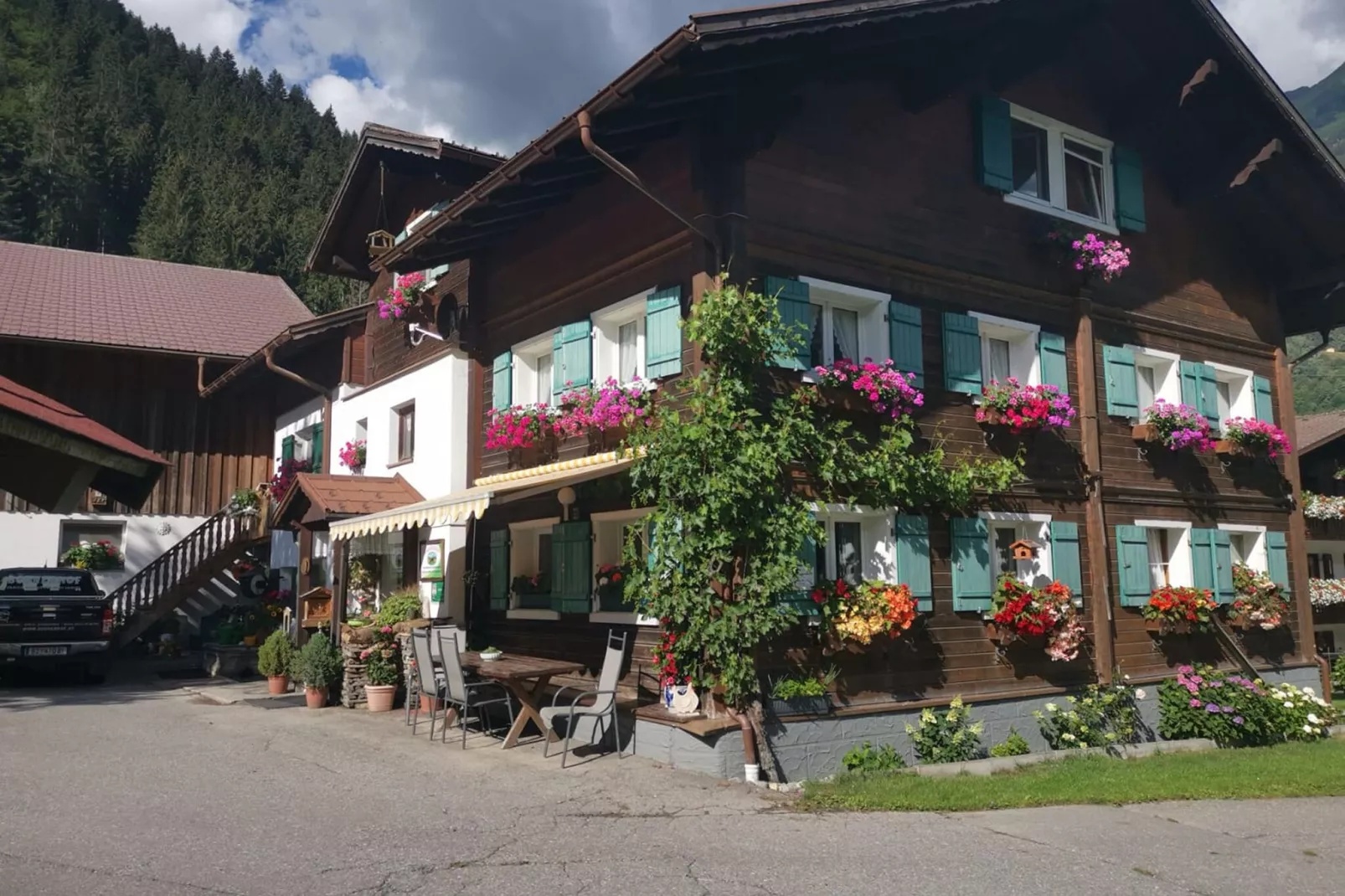 Ferienhaus Bodnerhof-Buitenkant zomer