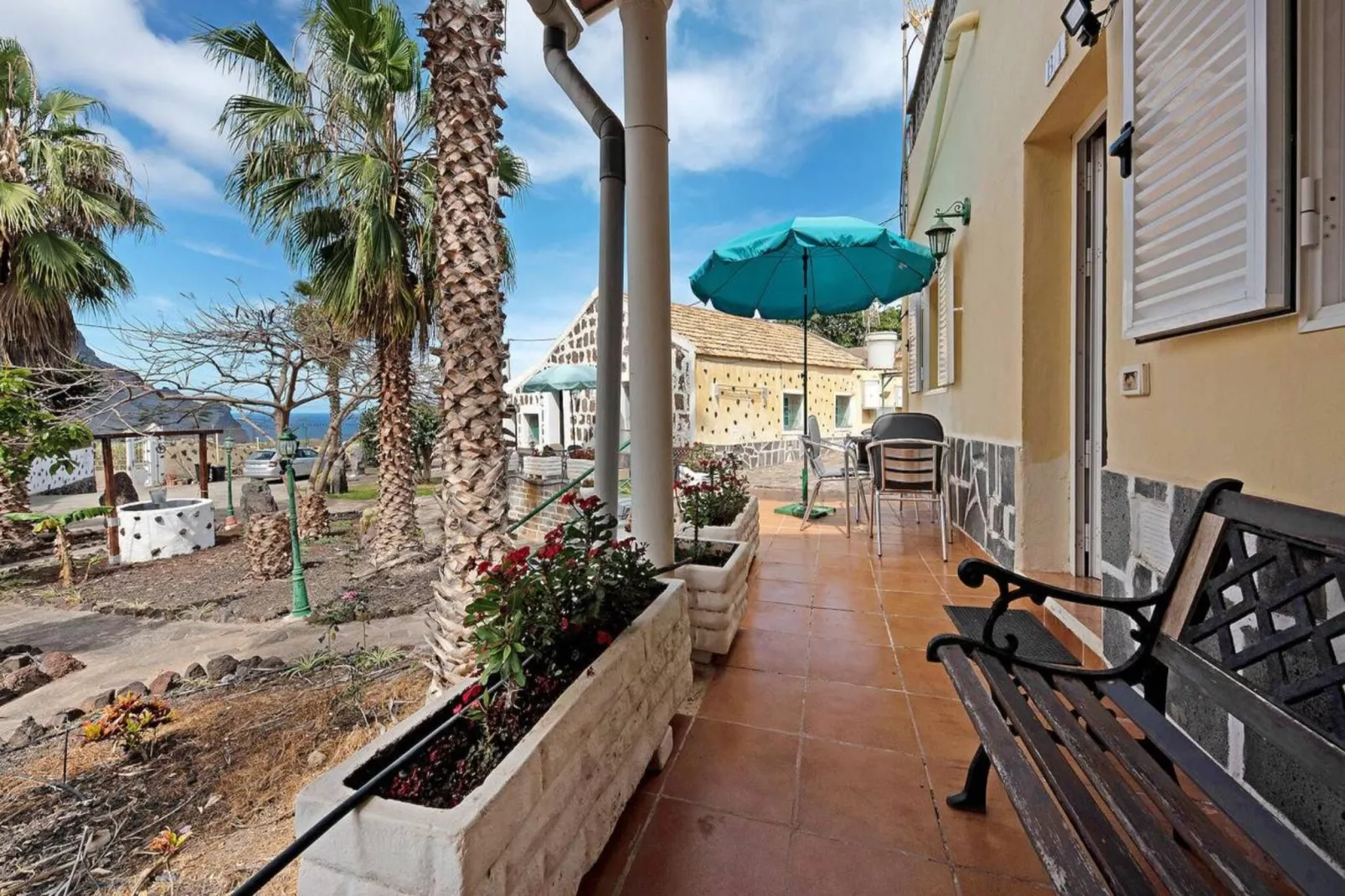 Casa El Cardon B1' with Sea & Mountain View-Terrasbalkon