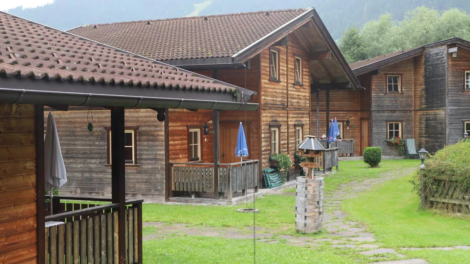 Urige Chalets 14 und 17-Buitenkant zomer