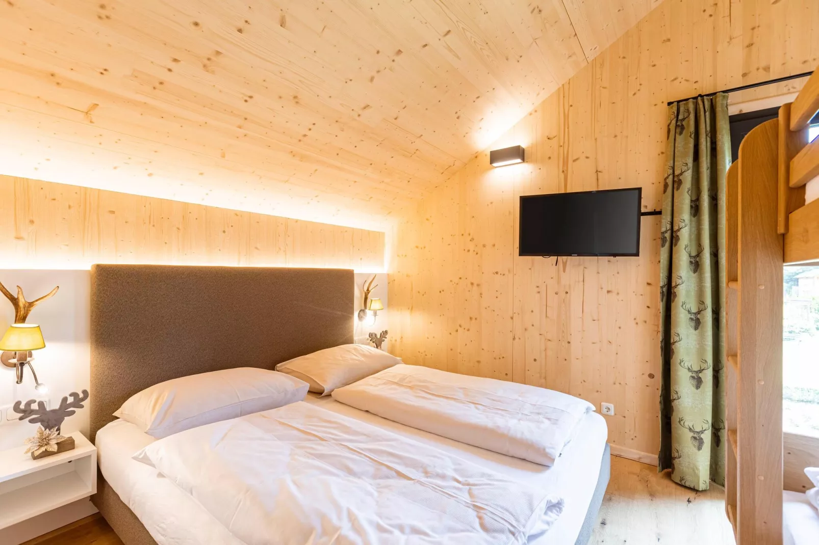 Kreischberg Pool Villen 5b-Slaapkamer