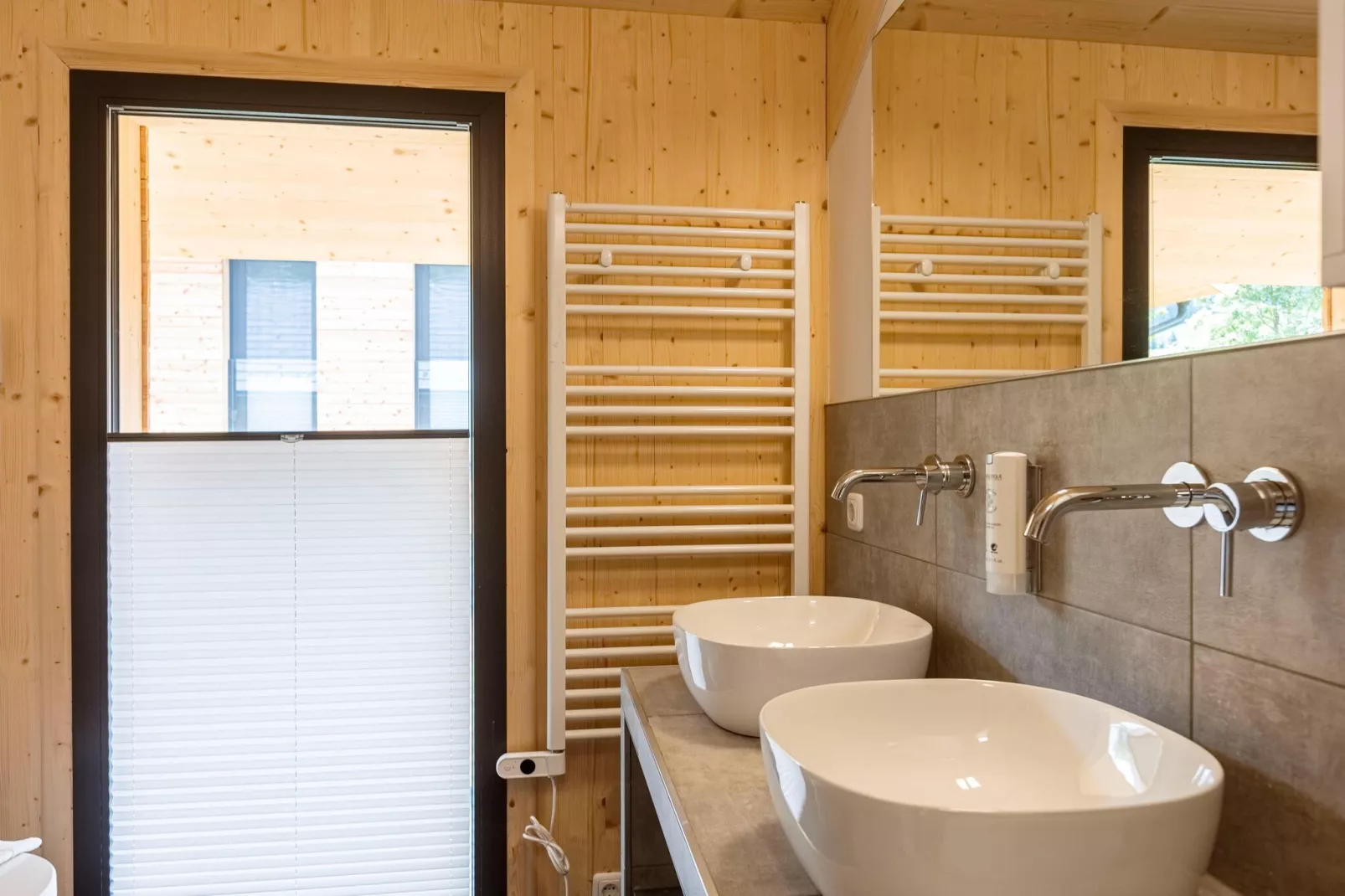 Kreischberg Pool Villen 5b-Badkamer