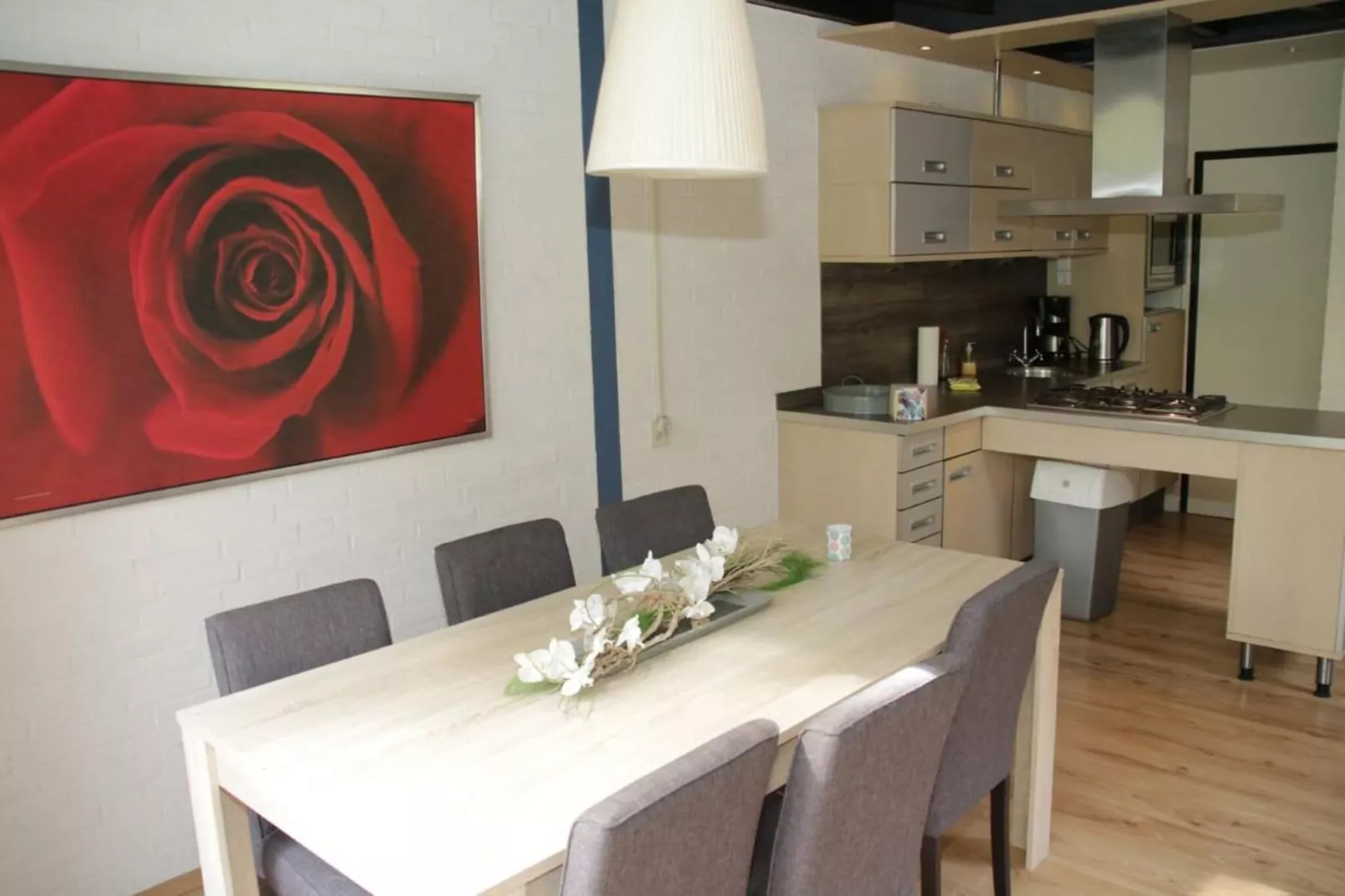 Anjer Bungalow 61-Eetkamer