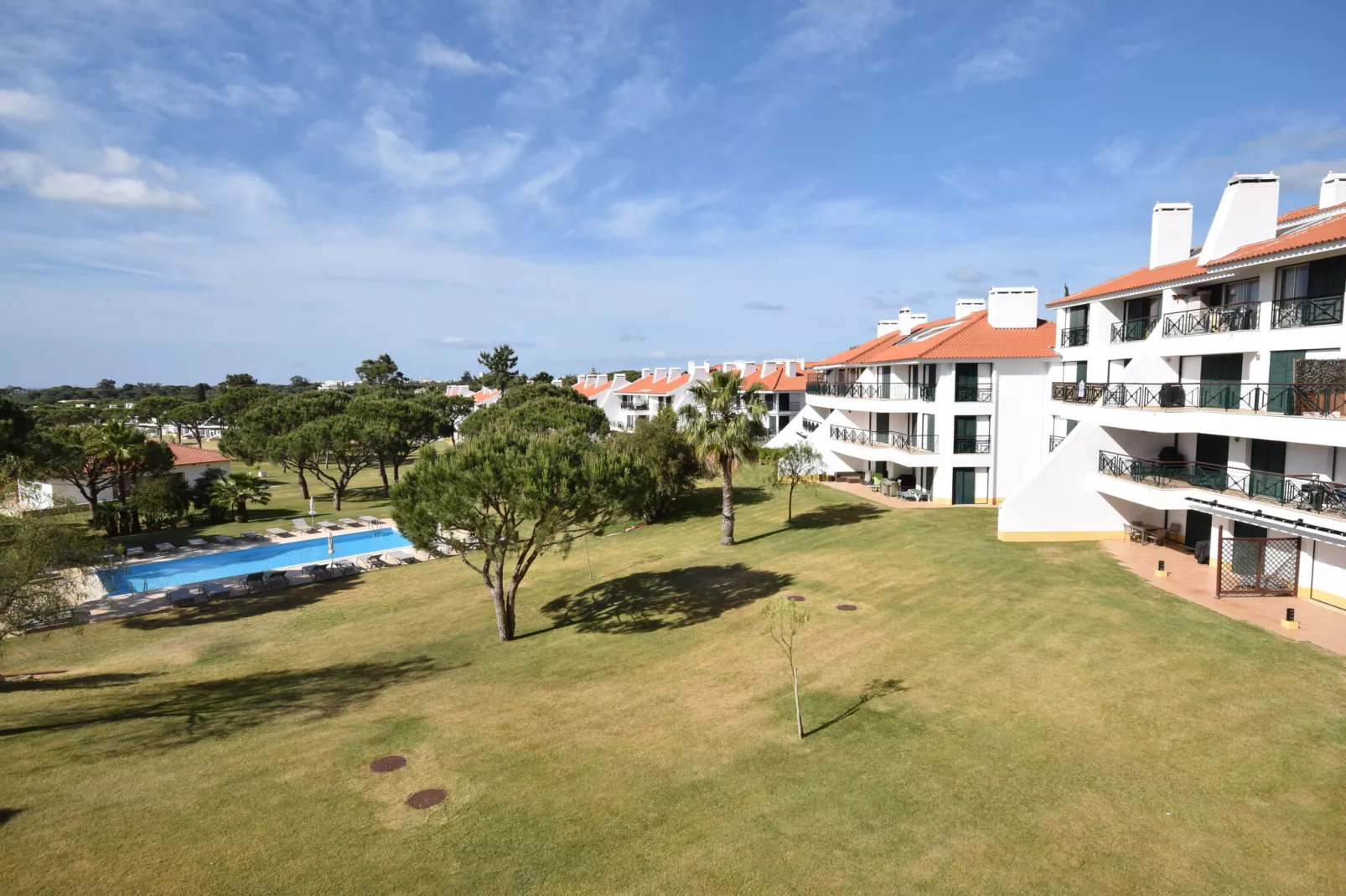 Apmto Villa Sol-Buitenkant zomer