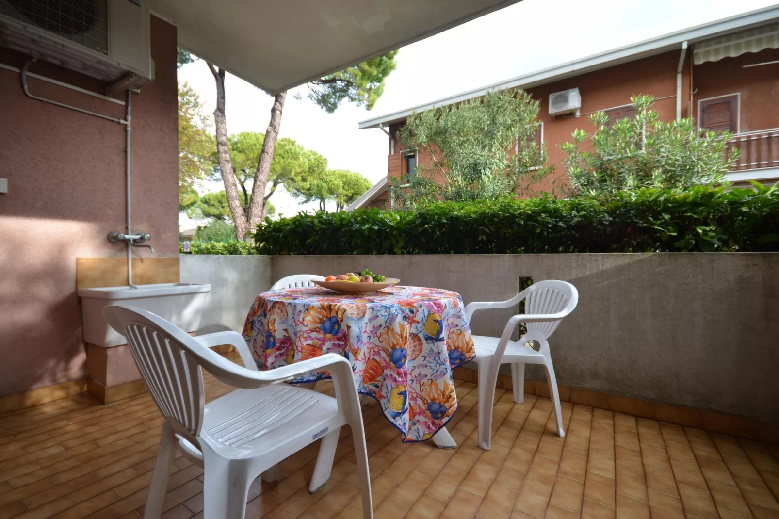 Holiday flats Condominio Orsa Maggiore Lignano Pineta-C5-Terrasbalkon