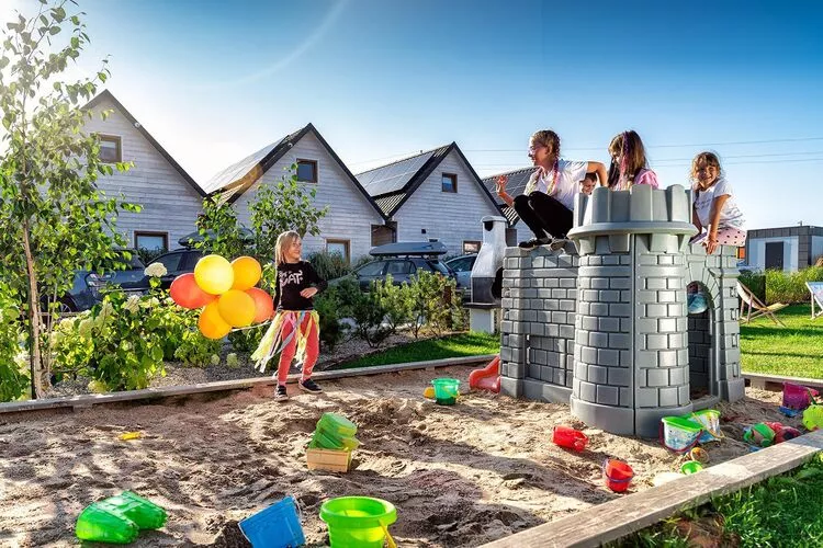 Domki PREMIUM Sarbinowo-Tuinen zomer