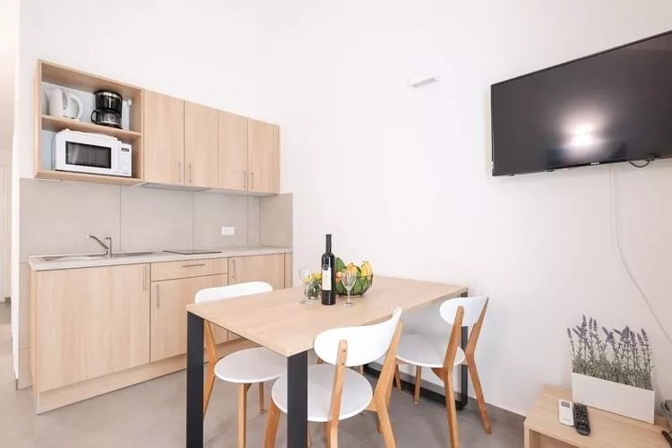Apartments Medena Trogir - Seget Donji - A2plus1 Superior ca 42 qm für 3 Pers-Eetkamer