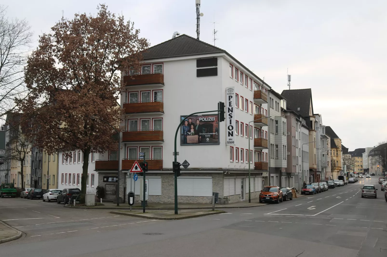 Apartment mit Wasserbett-Buitenkant zomer