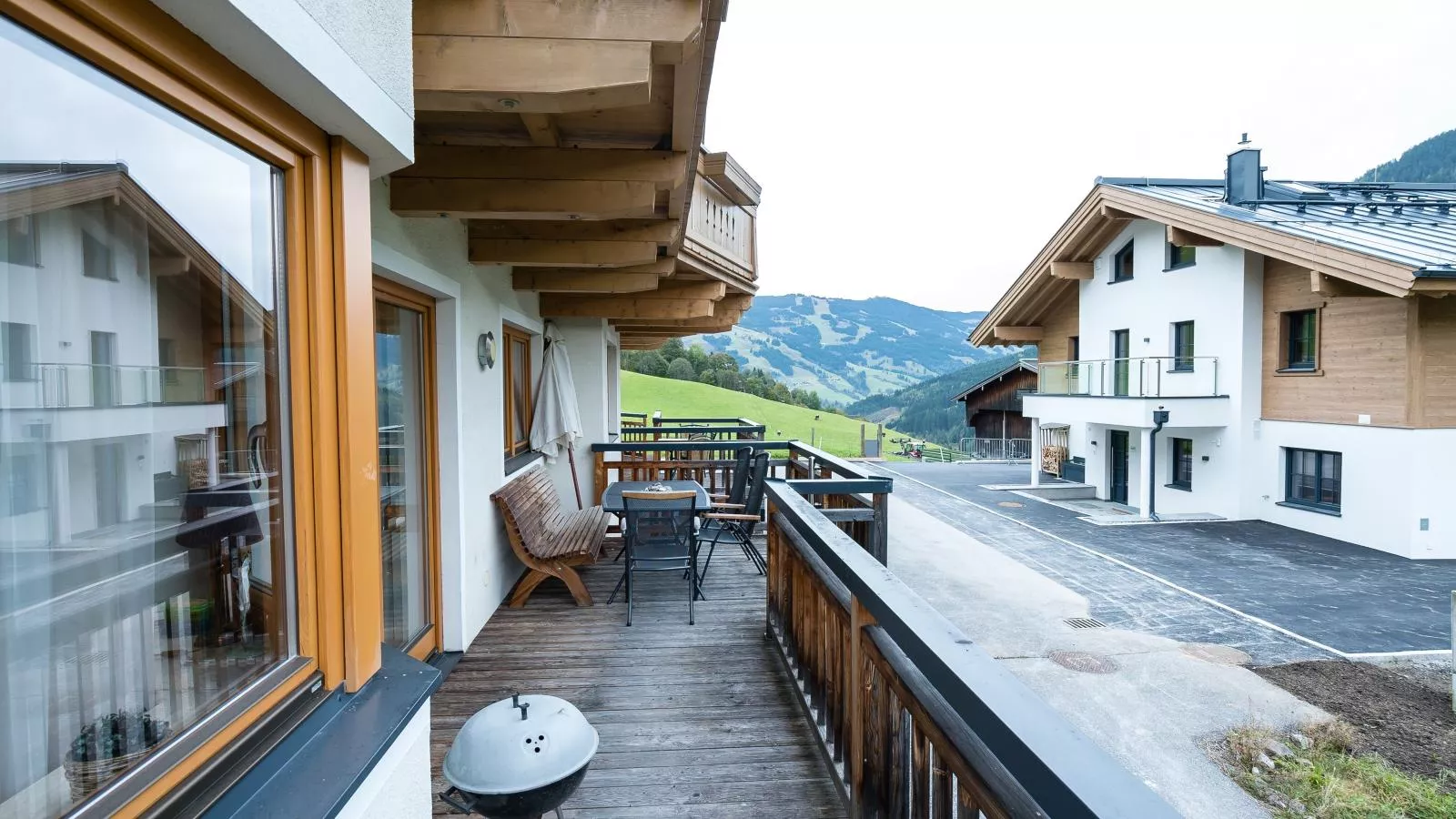 Arianne  Ski in - Ski out-Terrasbalkon