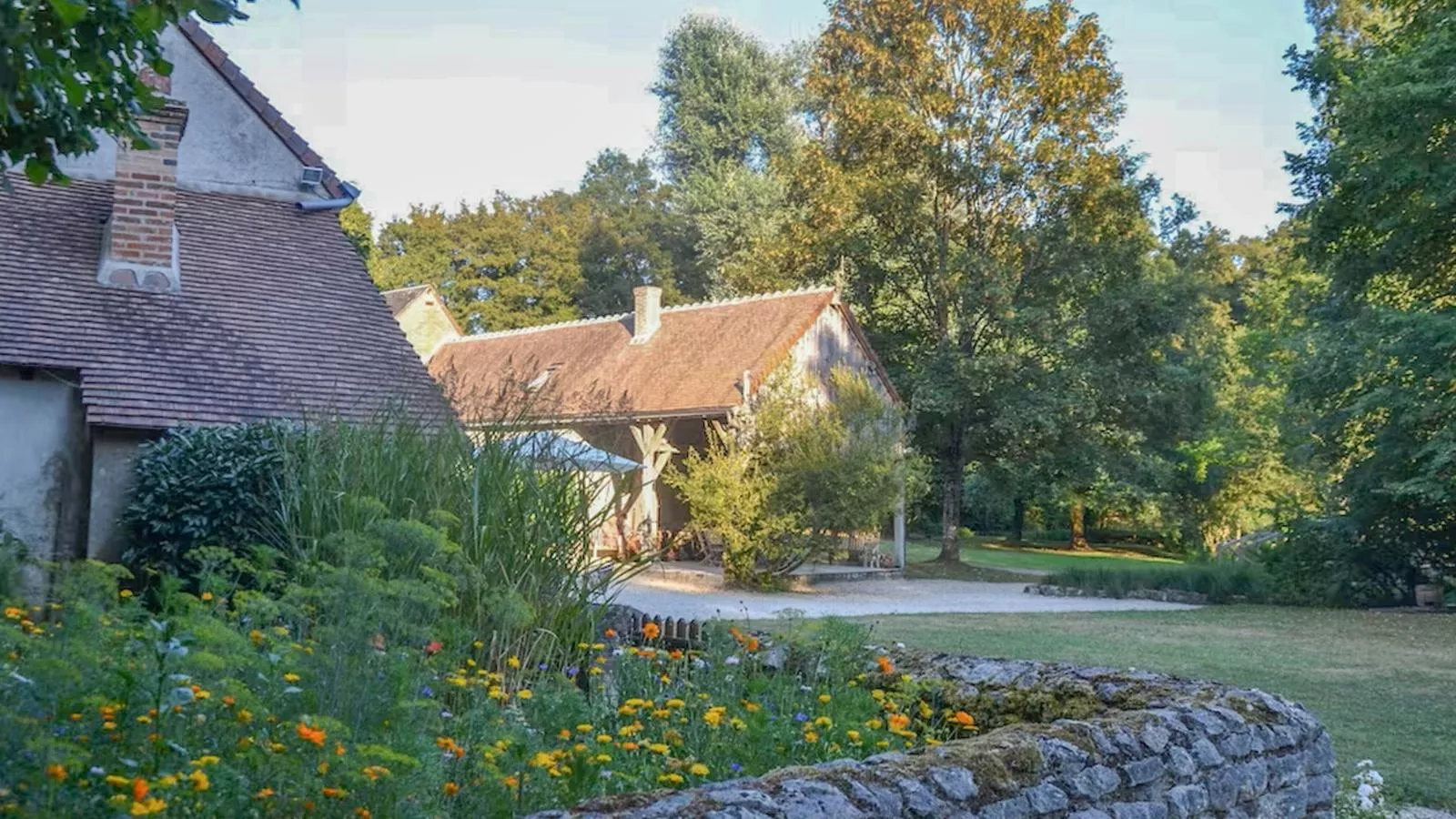 Moulin du 18ieme siècle-Buitenkant zomer