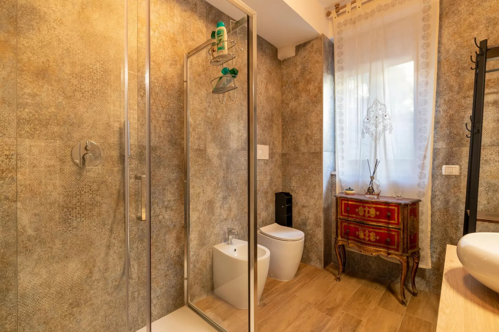 Appartamento su tre piani in paese - Badkamer