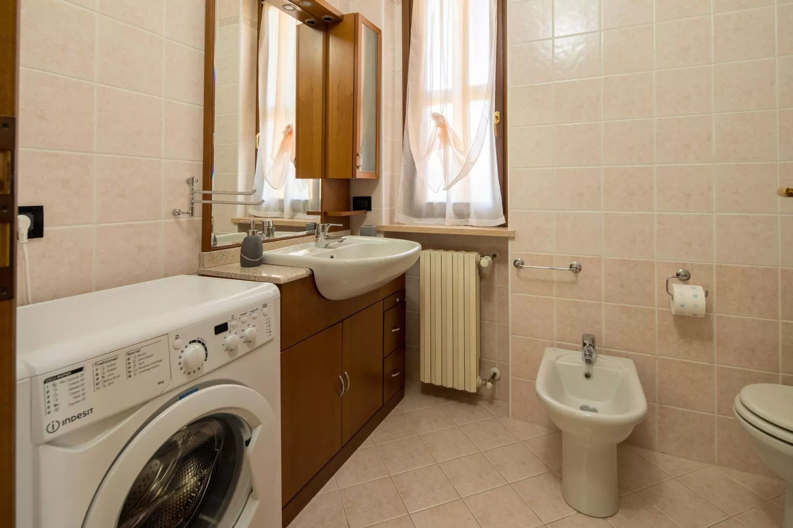 Casara 90-D9-Badkamer