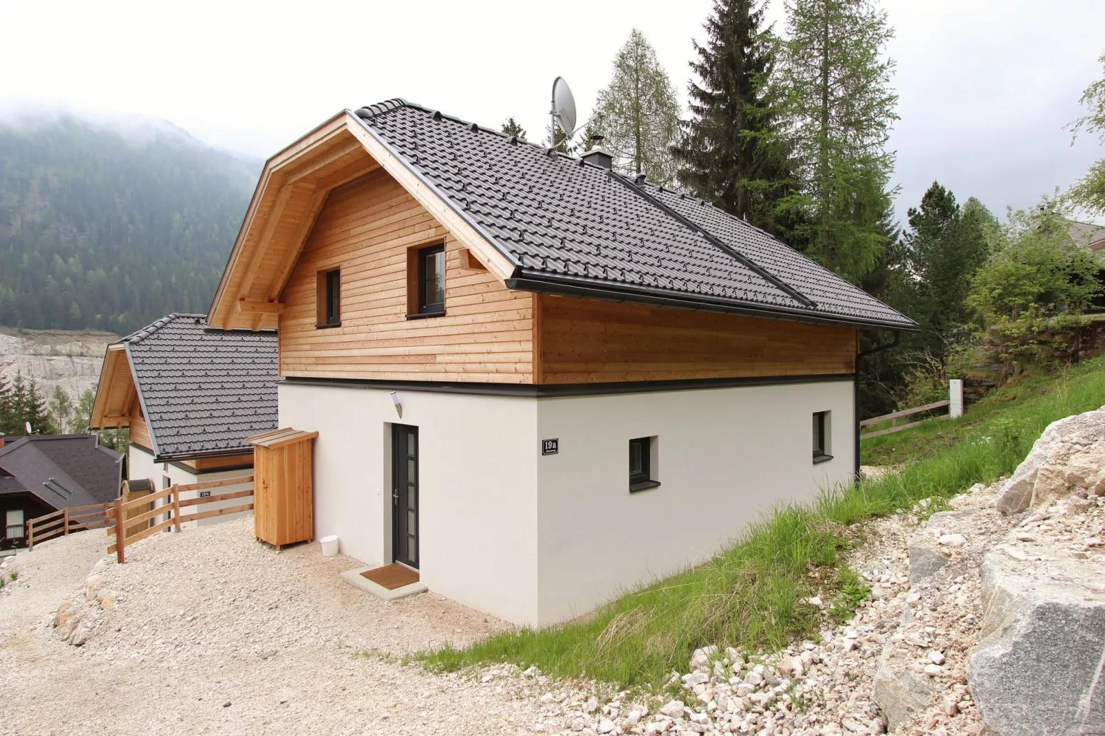 Chalet Ahorn Bad Kleinkirchheim-Buitenkant zomer