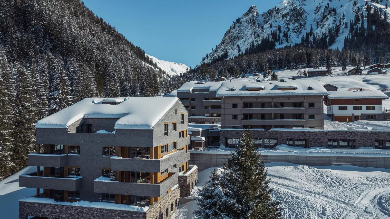 Montafon Deluxe Type A-Exterieur winter