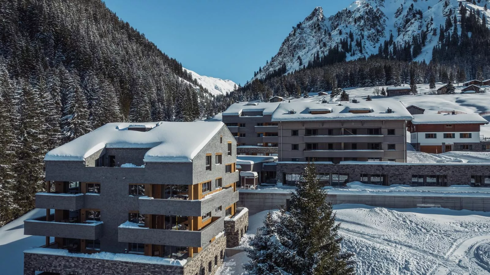 Montafon Deluxe Type J-Exterieur winter
