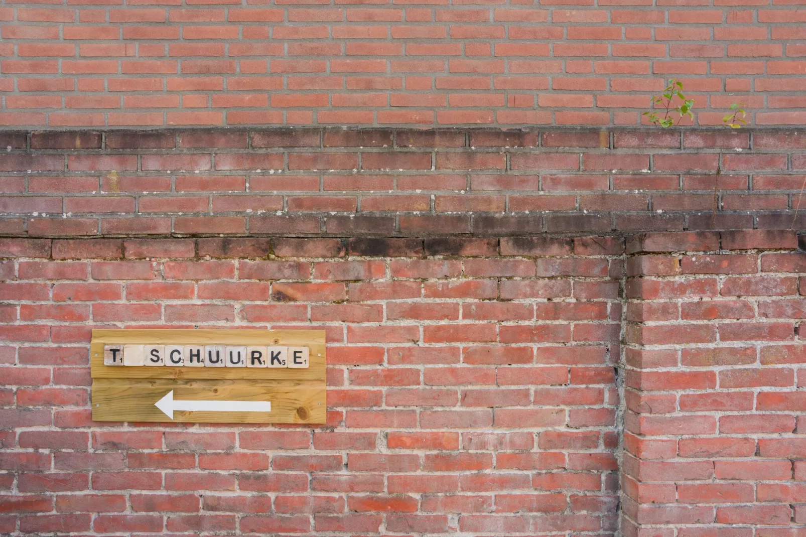 T Schuurke-Sfeer