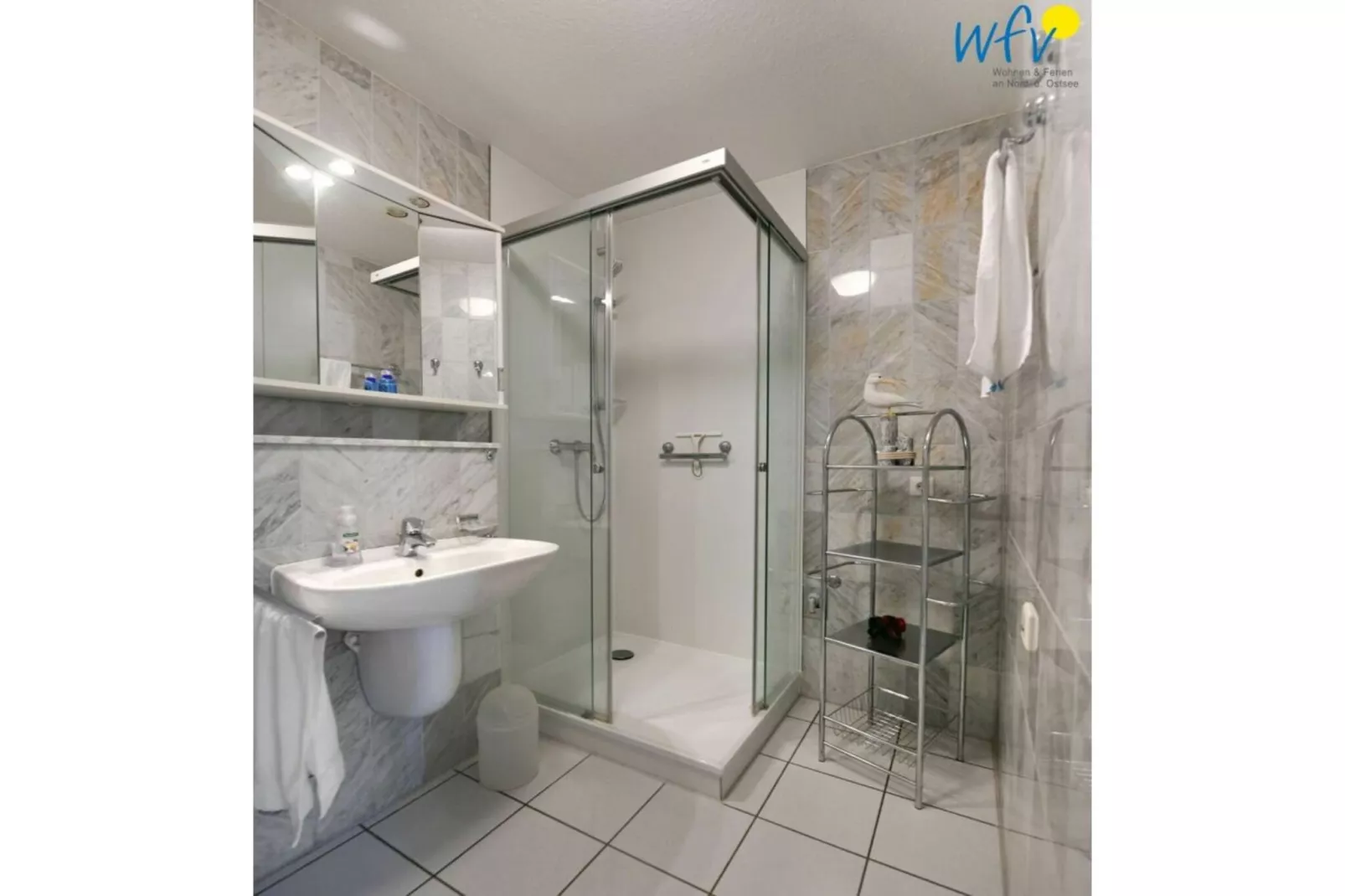 458889-Badkamer