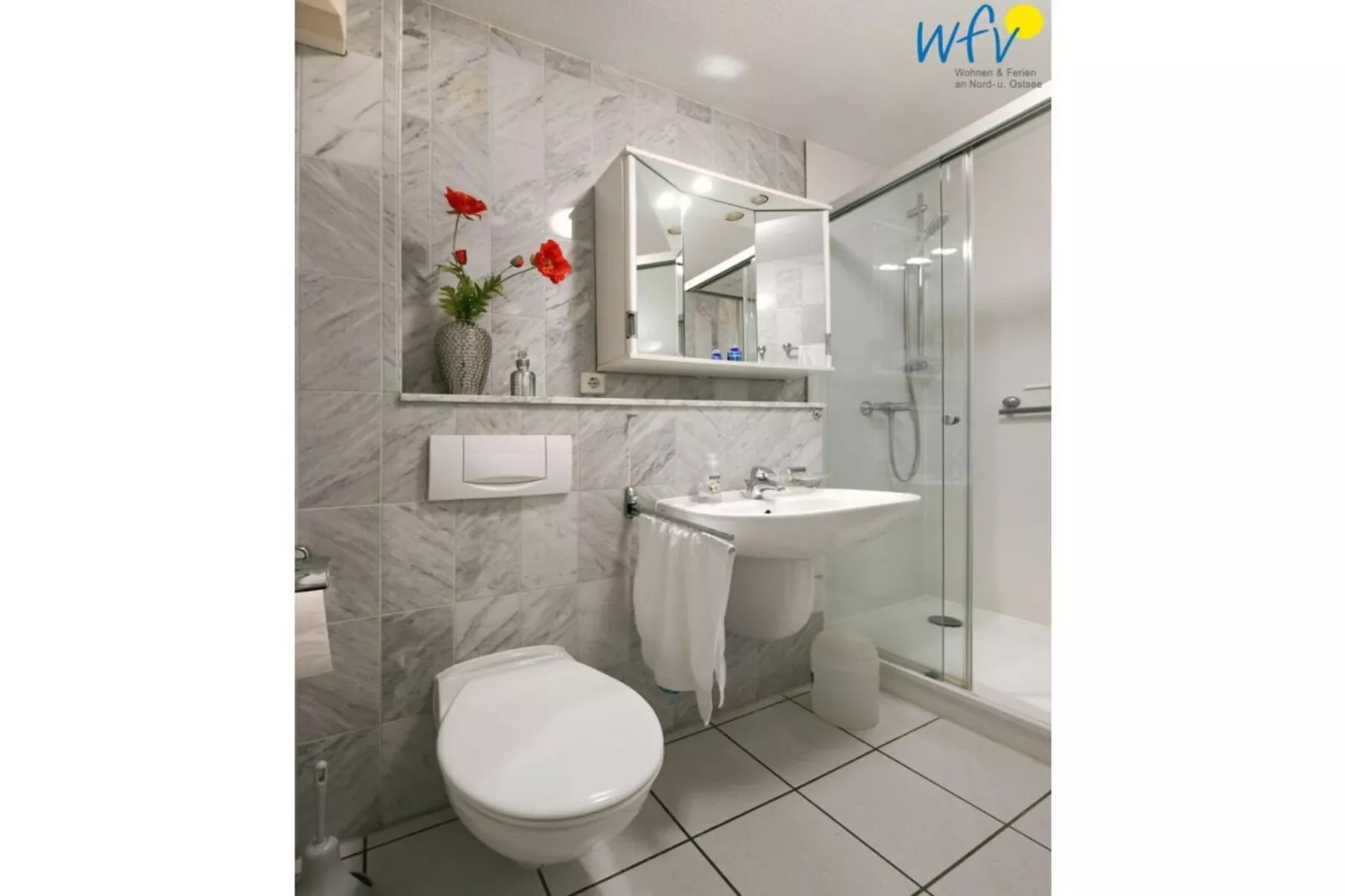 458889-Badkamer