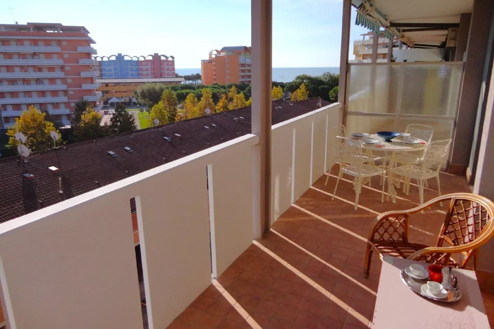 Adriatico 43B-Terrasbalkon