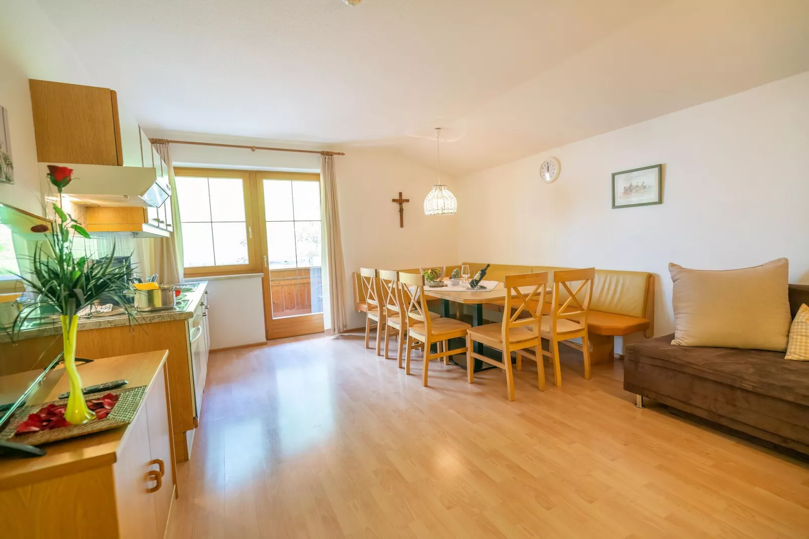 Apartment 14-Woonkamer