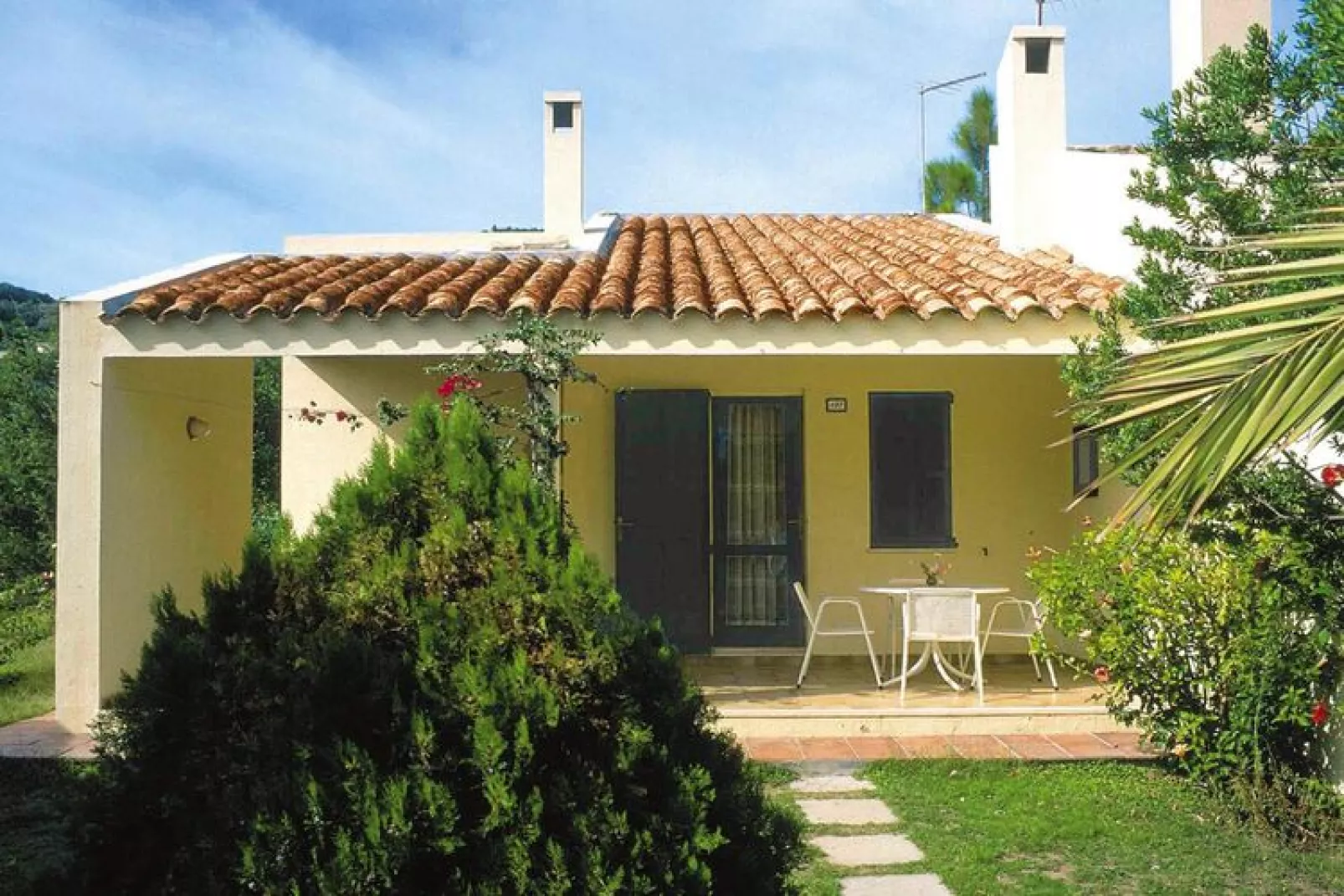 Apartments Costa Rei Costa Rei - Type Bilo 4 Pers 400-950 m vom Meer-Buitenkant zomer
