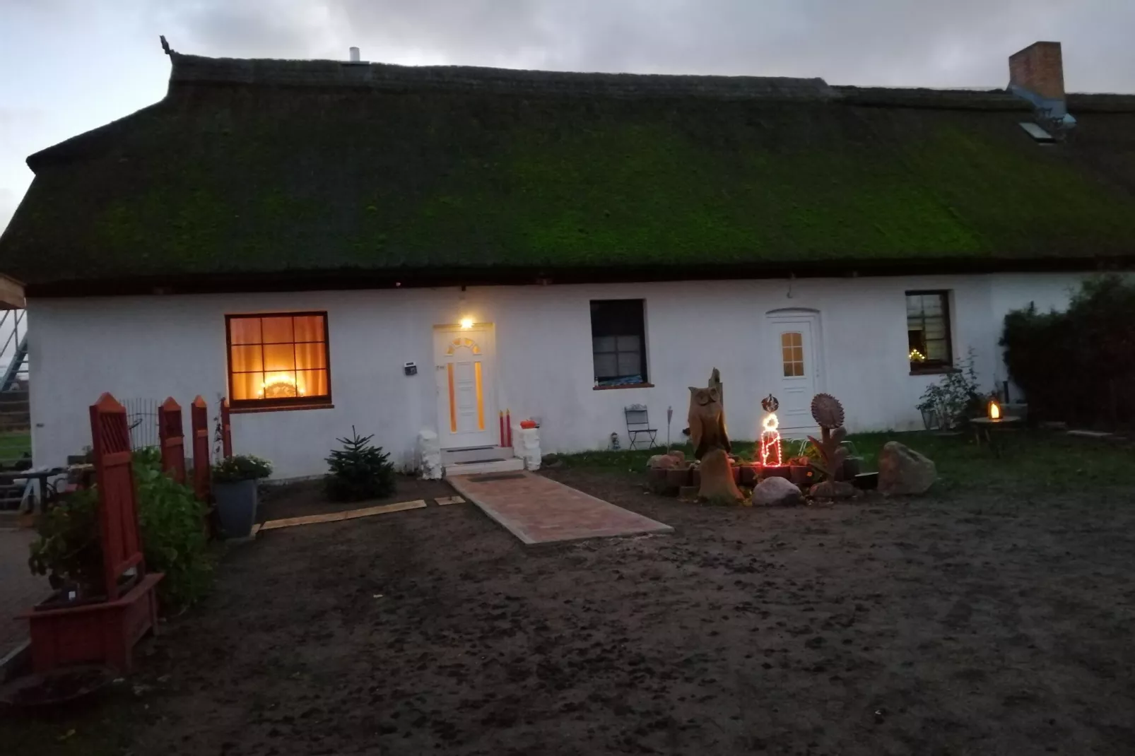 Ferienhaus am Peenebach in Klein Bünzow-Buitenkant zomer