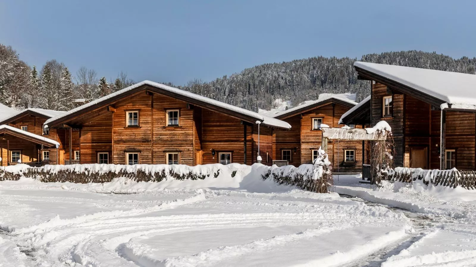 Urige Chalets 14 und 17-Exterieur winter