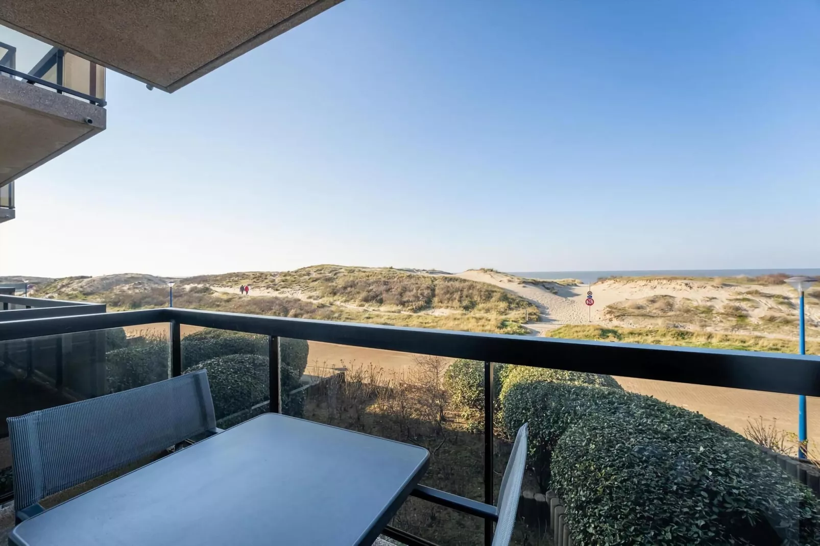 PLAZA E/2413-Terrasbalkon