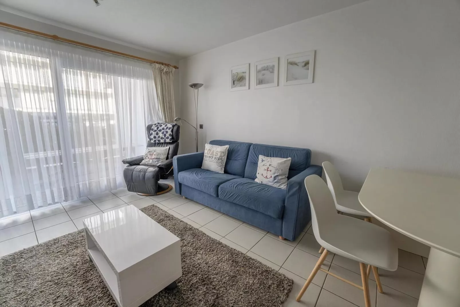 PLAZA G/1601-Woonkamer