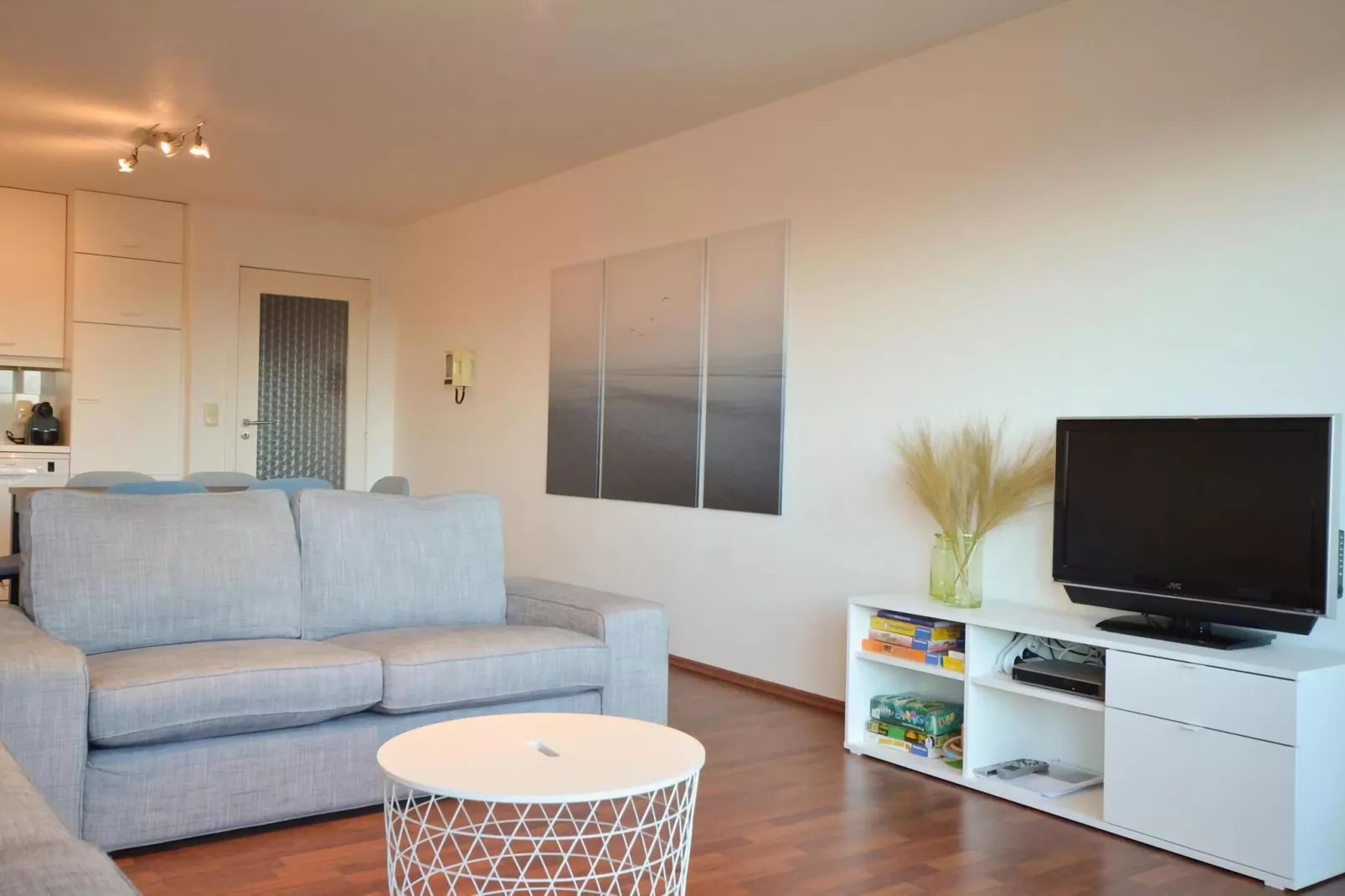 PLAZA A2/2011-Woonkamer