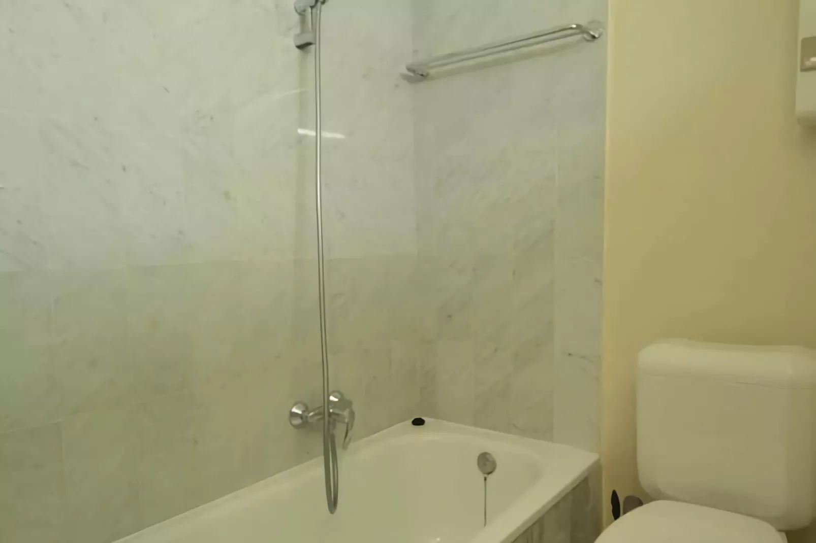 PLAZA Y/Y12-Badkamer