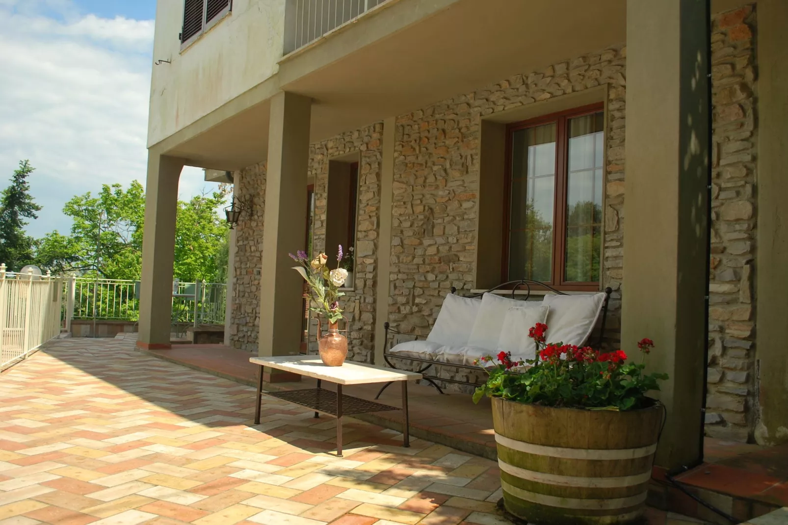Sassetta Castagno-Terrasbalkon
