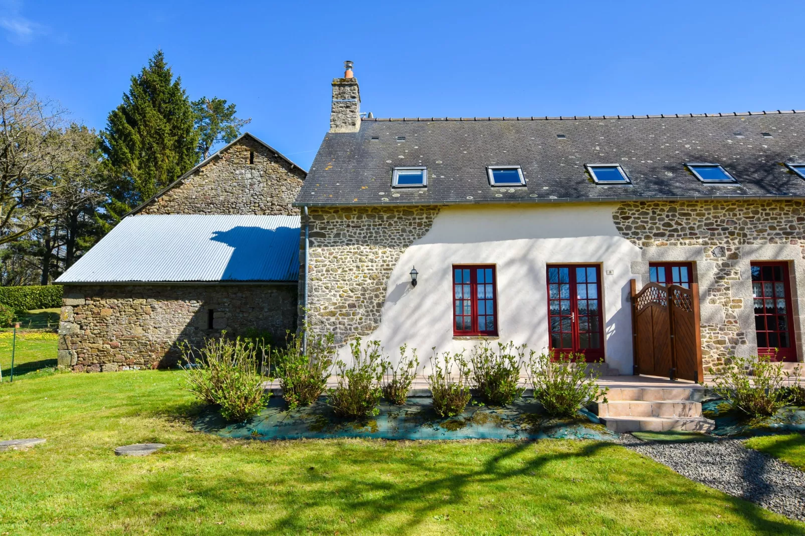 Maison à 1/2h du Mont Saint Michel-Buitenkant zomer