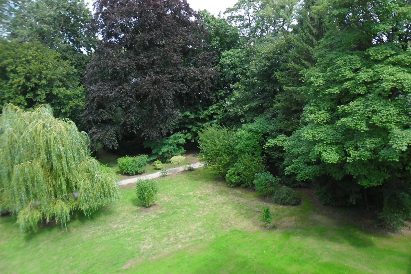 Château St-Jean-Uitzicht zomer