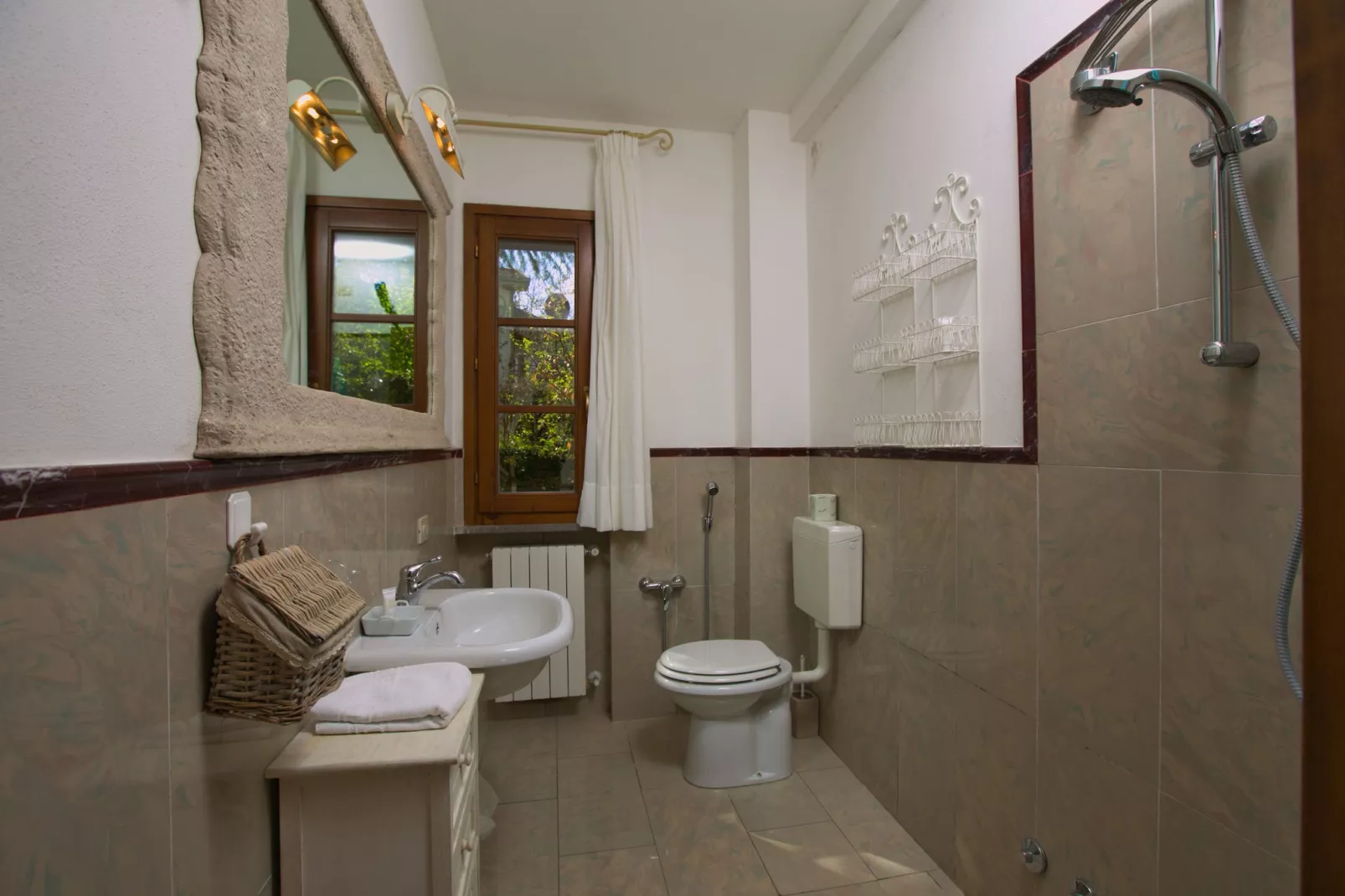 Quercia Gardenia-Badkamer