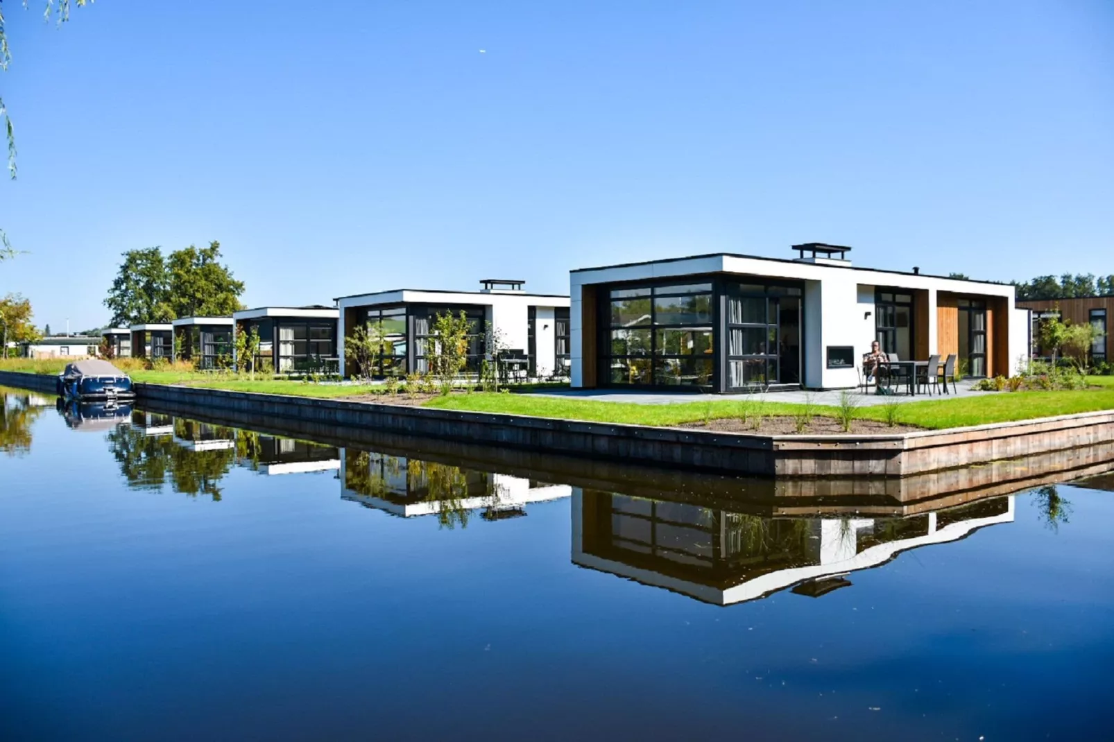 MarinaPark Nieuw Loosdrecht 3-Buitenkant zomer