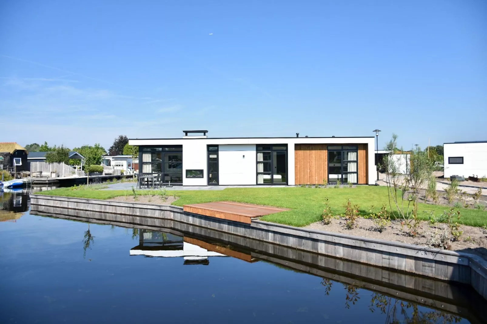 MarinaPark Nieuw Loosdrecht 3-Buitenkant zomer