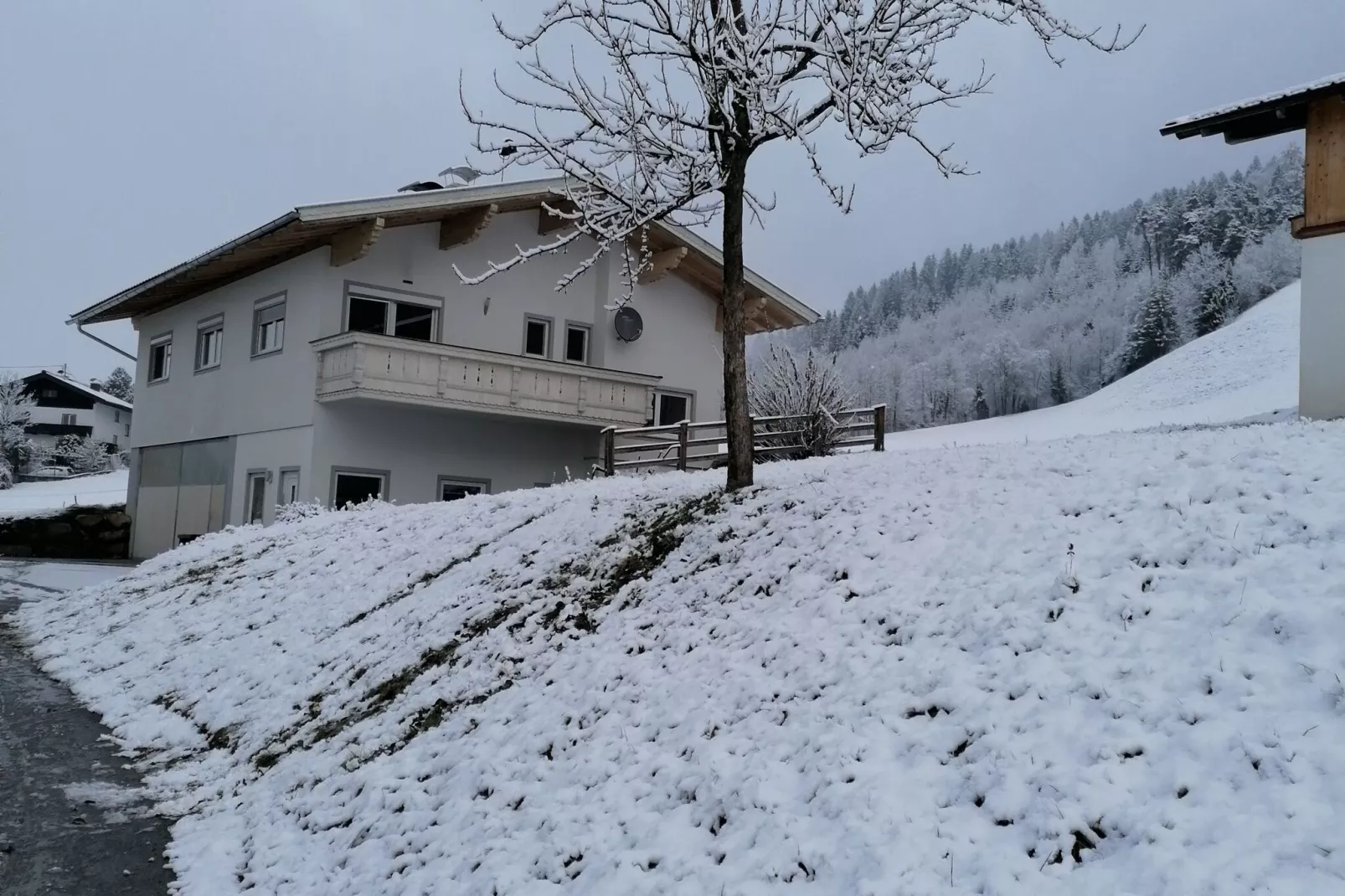 Steinachhof-Exterieur winter