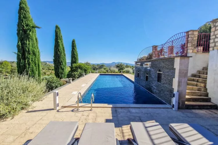 Villa des 4 vents A  for 10 adults and 2 children - Zwembad