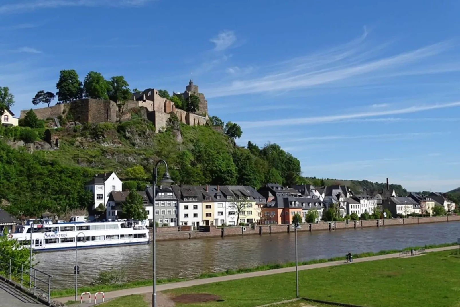 Ferien-Weingut Kirch-Gebieden zomer 5km