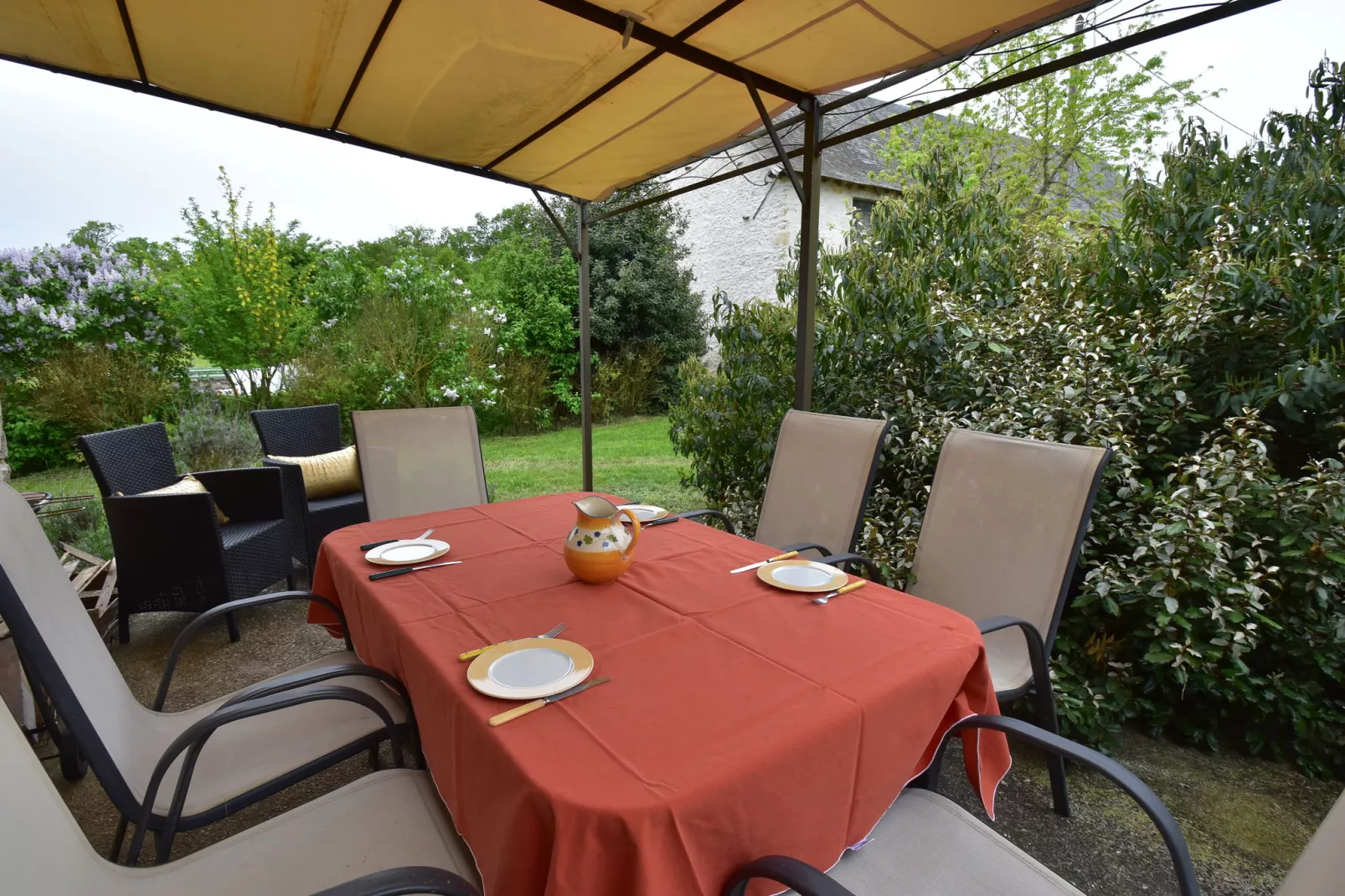 Gite 6 pers près de Châteauroux-Terrasbalkon