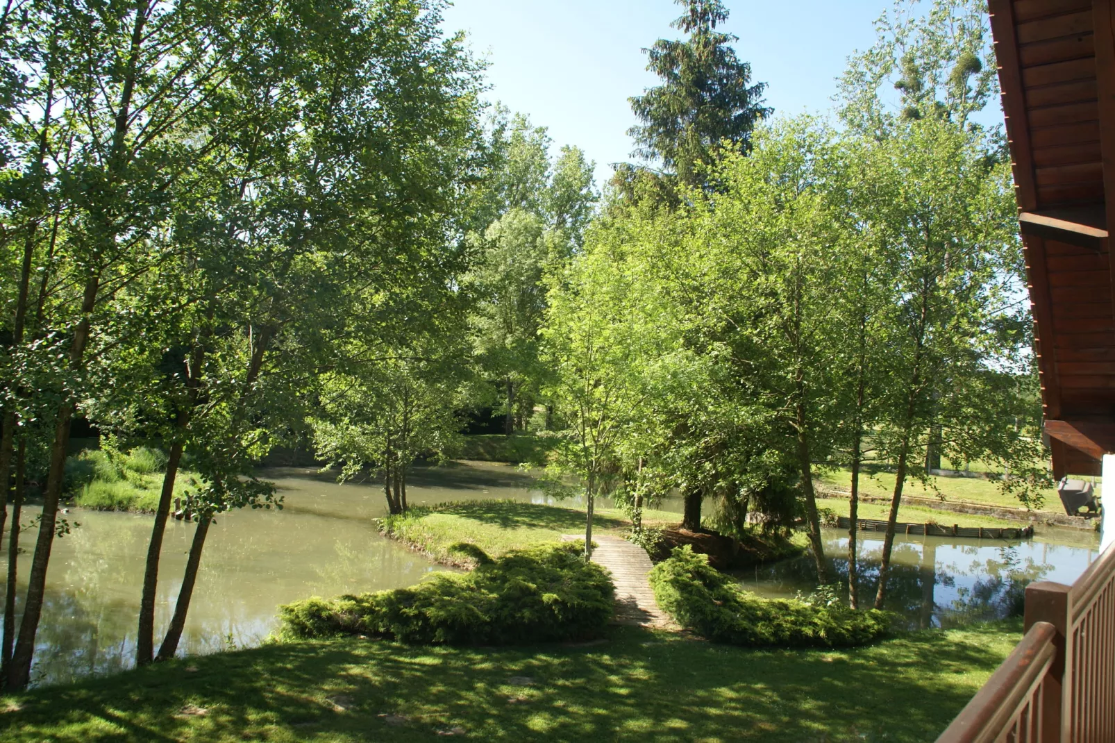 La Riviere-Uitzicht zomer