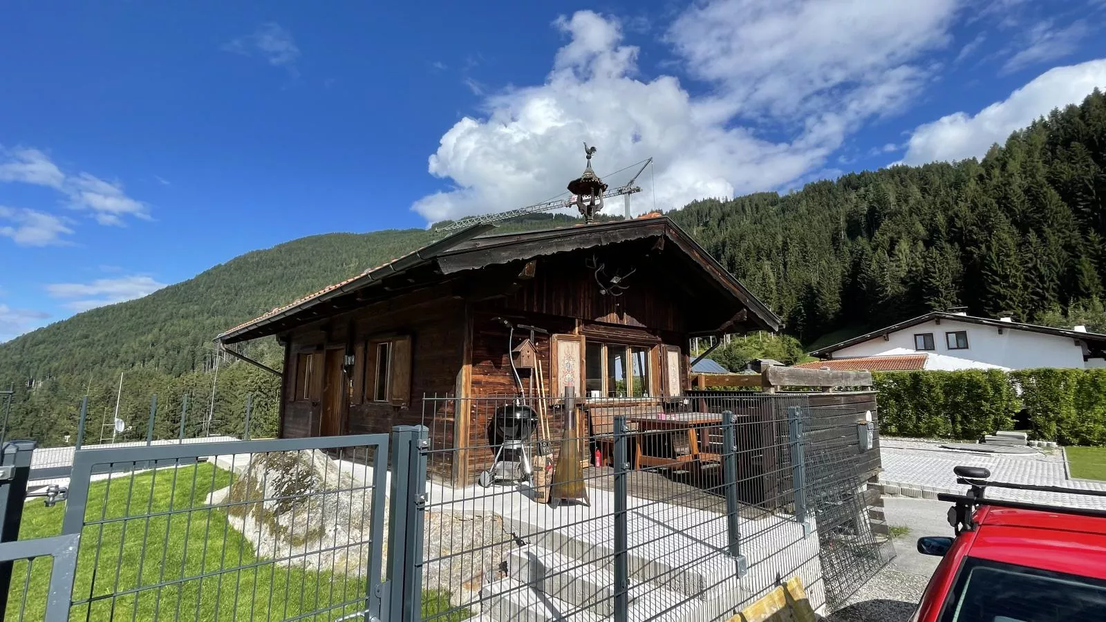 Ferienhaus mit Weitblick-Buitenkant zomer