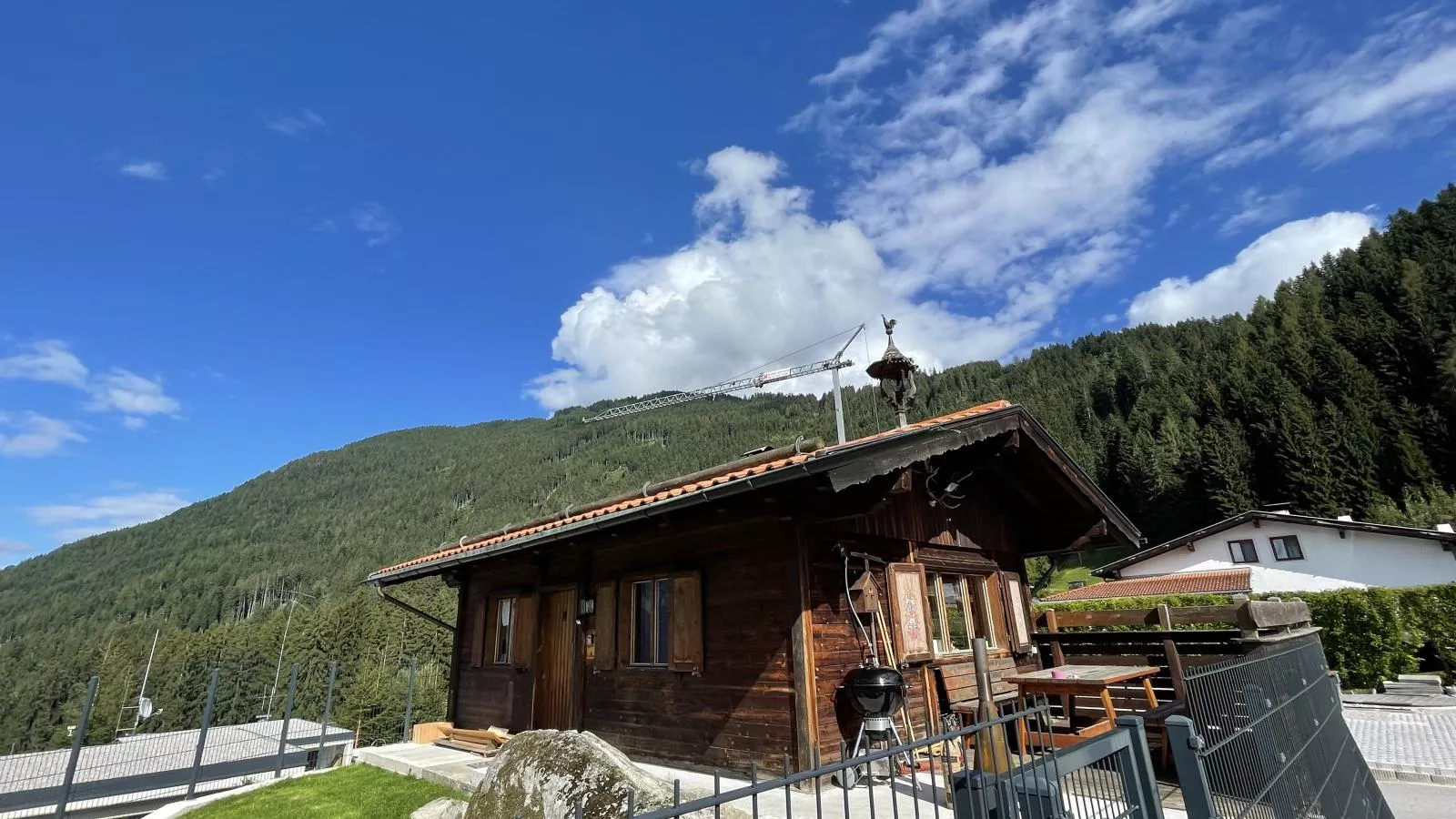 Ferienhaus mit Weitblick-Buitenkant zomer