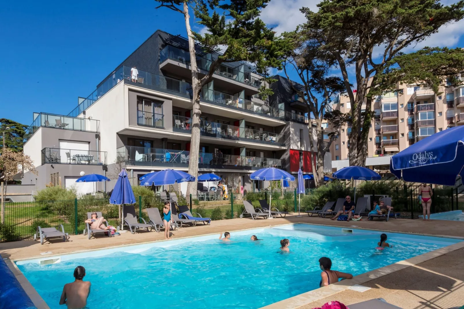 Residence de la Plage 1-Buitenkant zomer