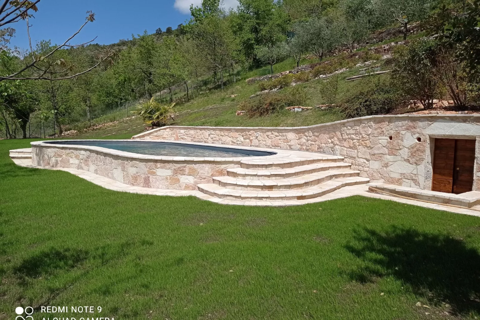 Il Conio Ginestra-Zwembad