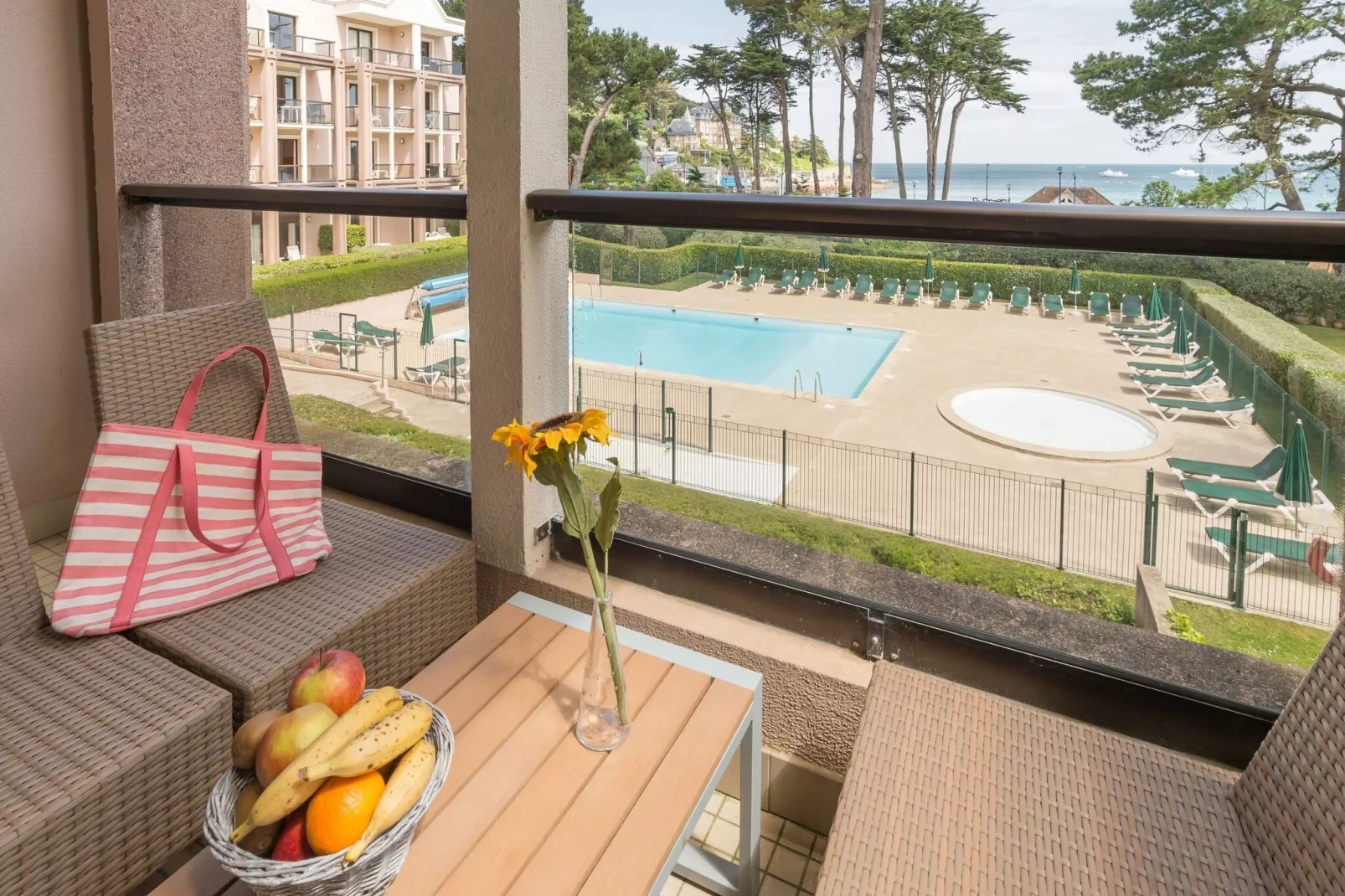 Residence L'Archipel Perros-Guirec // 25S Superior - Apt 5 p- 1 bedroom - sea view-Terrasbalkon